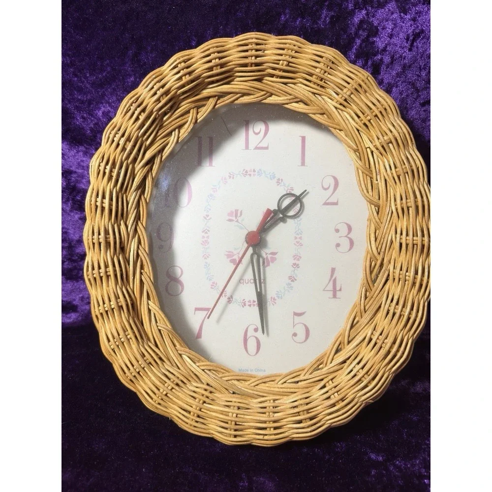 Wicker Wall Clock Rattan Vtg Oval Pink Floral Cottagecore Country Shabby‎ Chic
